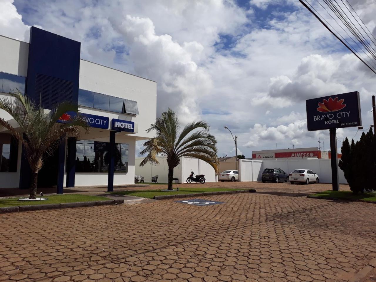 Bravo City Hotel Primavera Primavera do Leste Esterno foto